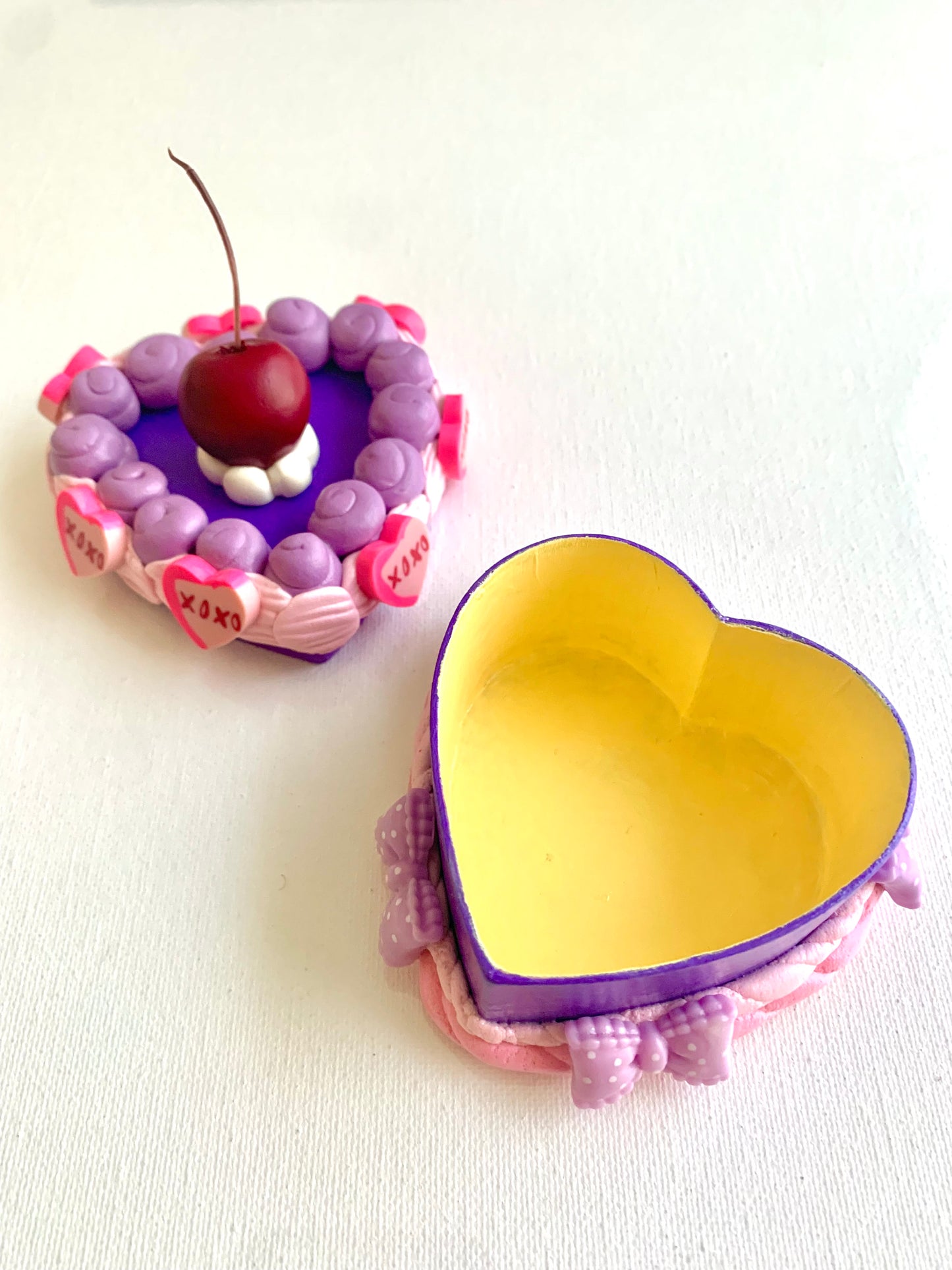 Love Potion Cake Box