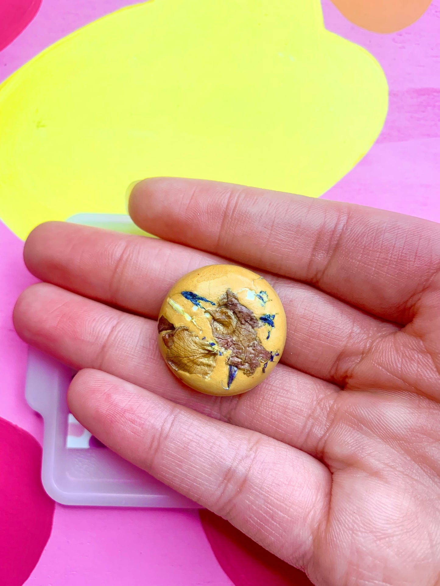 Pressed Flower Cookie Magnet