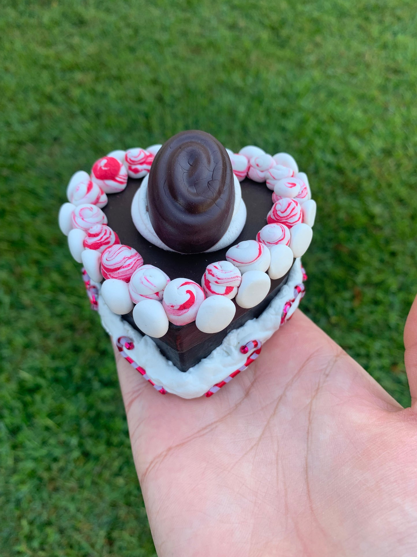 Chocolate Peppermint Cake Box