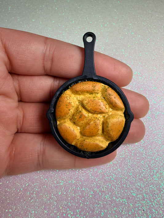 Buttered Biscuits Skillet Charm