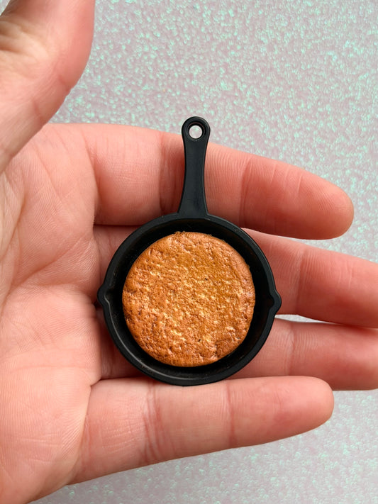 Cornbread Skillet Charm