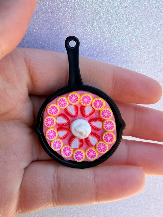 Berry Grapefruit Skillet Charm ( Garden Pie Collection)