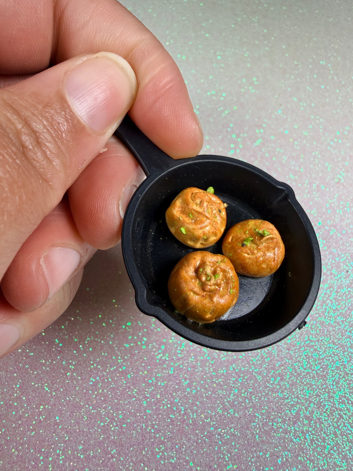 Dumplings Skillet Charm