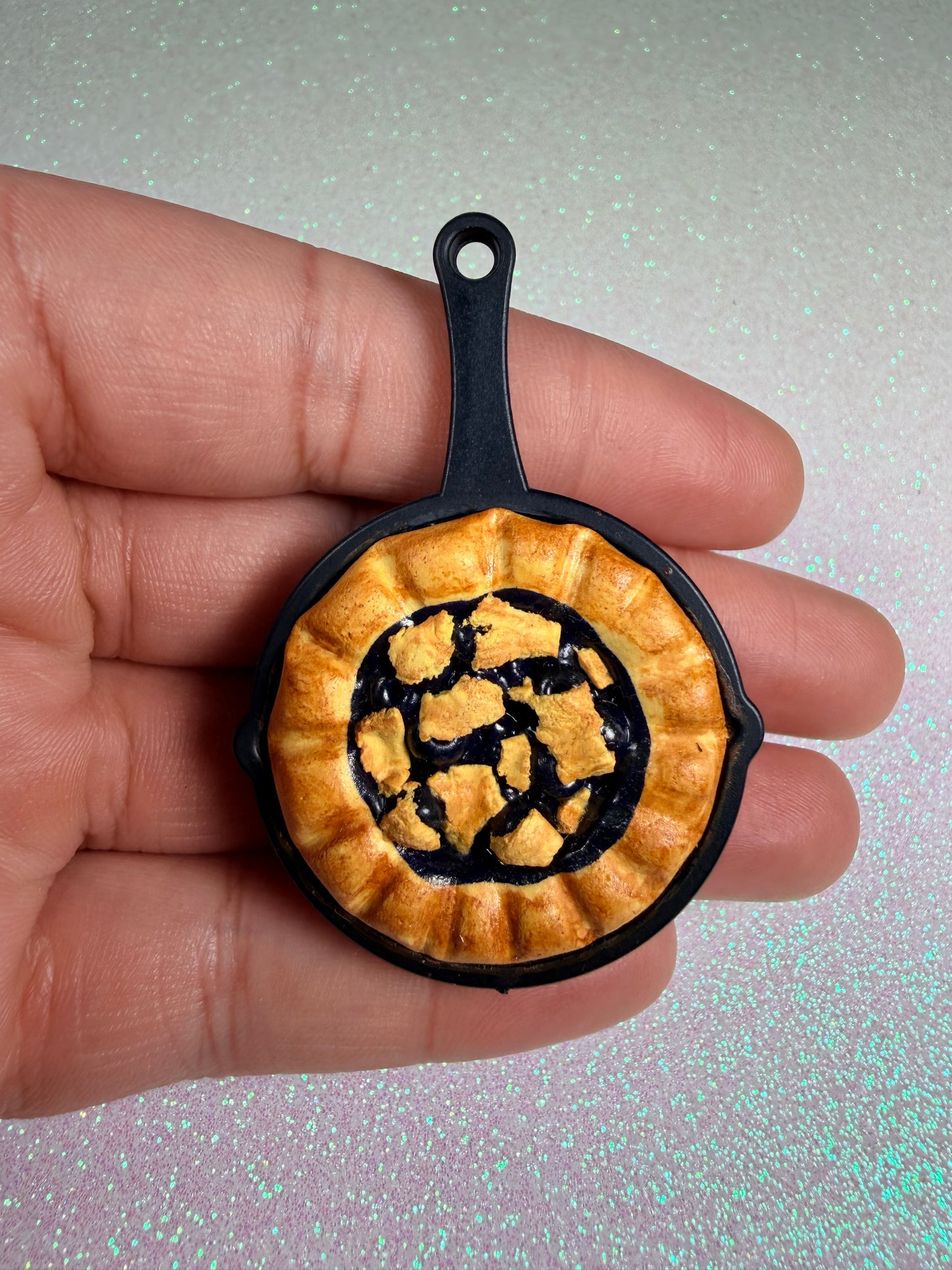 Crumble Blueberry Pie Skillet Charm