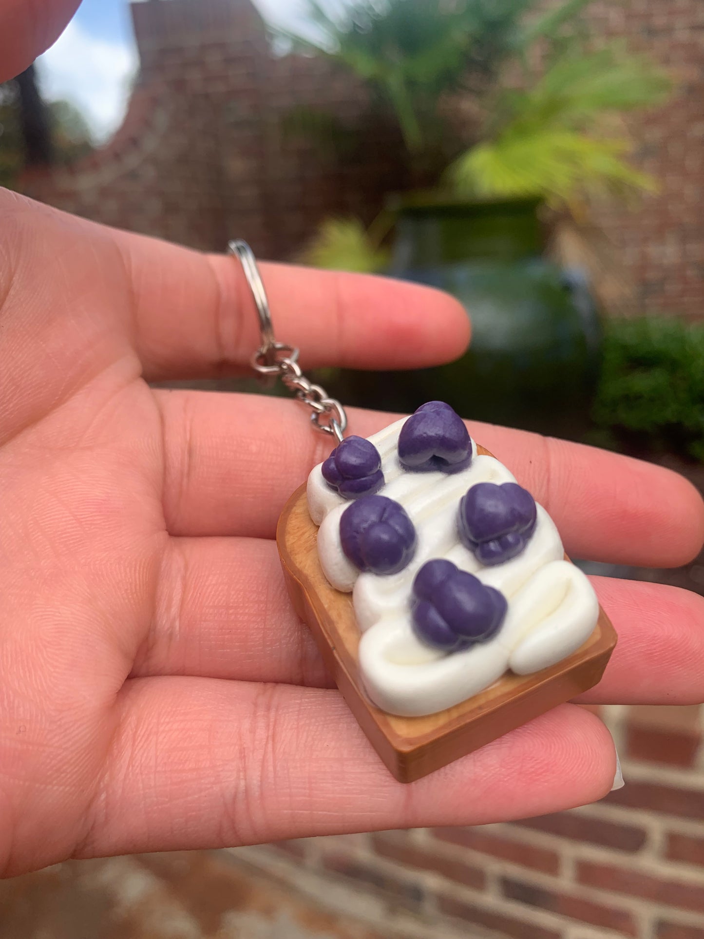 Blackberry with Frosting Toast Keychain
