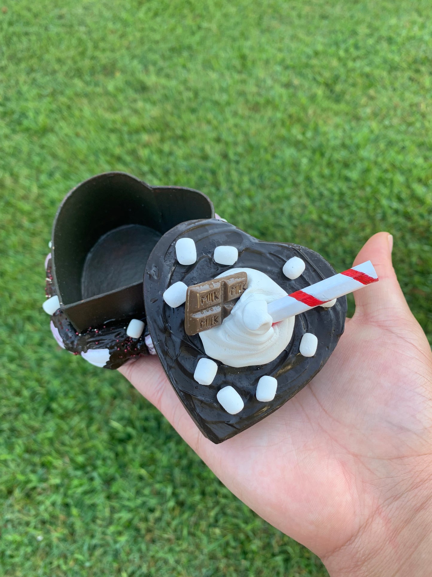 Hot Chocolate Cake Box